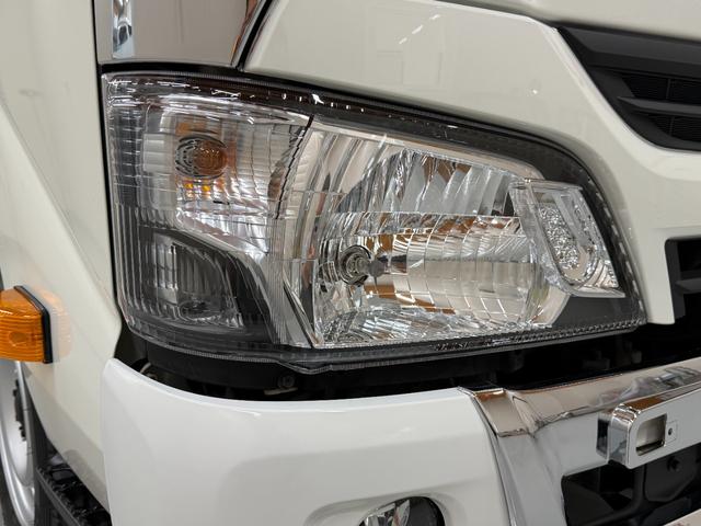 ダイナトラック Ｗキャブロングジャストロー　低床・Ｗタイヤ・荷台張替済・ナビ・バックカメラ・前後パワーウィンドウ・荷台再塗装済・普通免許可・純正ＬＥＤフォグ・車両総重量３４２０Ｋｇ（18枚目）