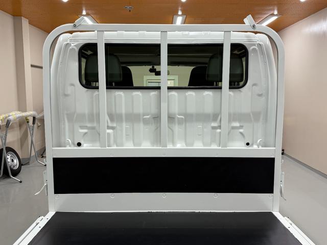 ダイナトラック Ｗキャブロングジャストロー　低床・Ｗタイヤ・荷台張替済・ナビ・バックカメラ・前後パワーウィンドウ・荷台再塗装済・普通免許可・純正ＬＥＤフォグ・車両総重量３４２０Ｋｇ（25枚目）