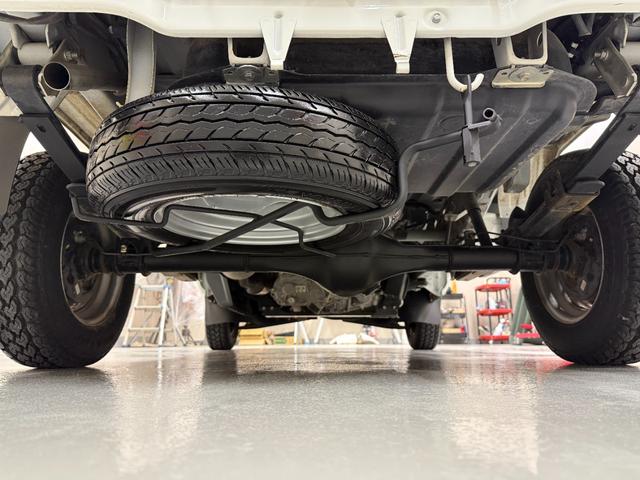 ハイゼットトラック エアコン・パワステ スペシャル 切替4WD(18枚目)