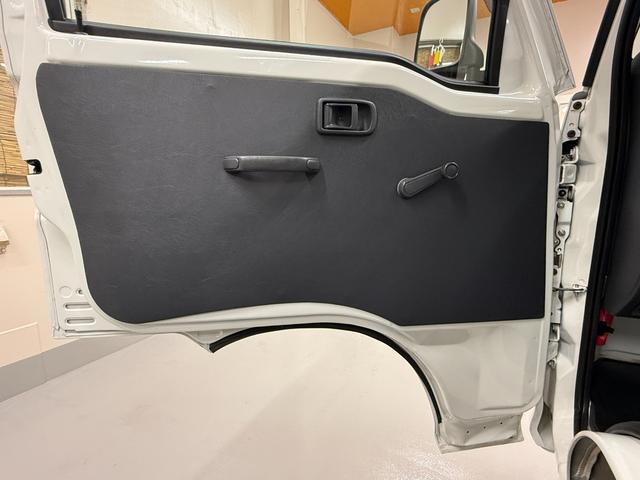ハイゼットトラック エアコン・パワステ スペシャル 切替4WD(30枚目)