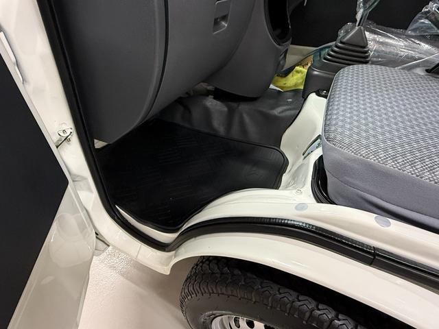 ハイゼットトラック エアコン・パワステ スペシャル 切替4WD(32枚目)