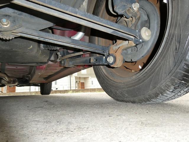 Ｒ２ ｉ　５速マニュアル　車検令和８年６月１５日　走行距離５１１０７ＫＭ　修復歴　無し　キーレスエントリー運転席エアバッグフロントフォグランプＢドアバイザー８（24枚目）