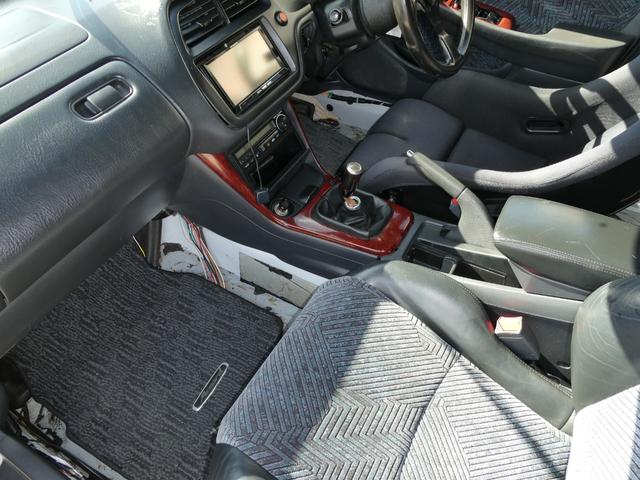 アコード ＳｉＲ－Ｔ　５速マニュアル　タイミングベルト交換済みステカ有　車高調　社外　１５インチ　アルミホイール　ＥＴＣ　ネ社タトマフラー社外ステアリング　キーレス　ＥＴＣサンルーフ車検９年４月２９日７５（50枚目）