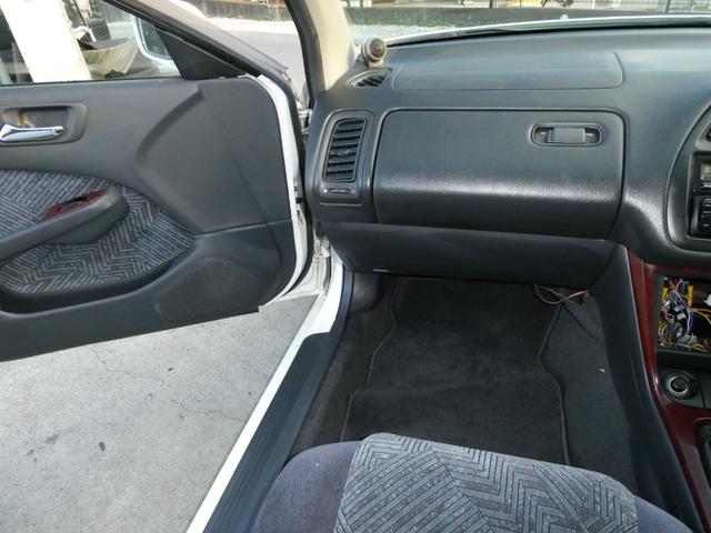 アコード SiR-T 5速マニュアル タイミングベルト交換済みステカ有 車検令和9年7月21日修復歴 無し運転席エアバッグ 助手席エアバッグ フロントフォグランプ 85(36枚目)