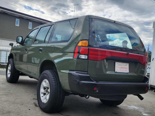 チャレンジャー X 走行距離84994 KM 4WD車 修復歴 無しV6 ENGINE WIDE BODYアルミホイール 寒冷地仕様車 色替車寒冷地仕様車 運転席エアバッグ 助手席エアバッグ 57 513(9枚目)