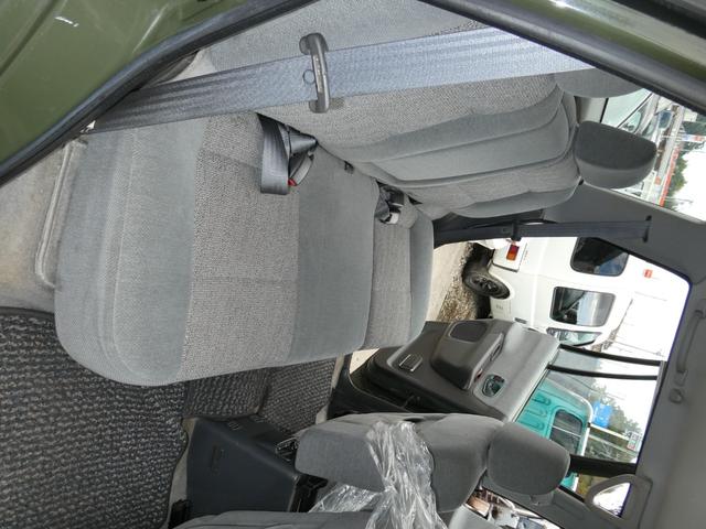 チャレンジャー X 走行距離84994 KM 4WD車 修復歴 無しV6 ENGINE WIDE BODYアルミホイール 寒冷地仕様車 色替車寒冷地仕様車 運転席エアバッグ 助手席エアバッグ 57 513(14枚目)