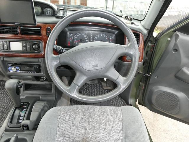 チャレンジャー X 走行距離84994 KM 4WD車 修復歴 無しV6 ENGINE WIDE BODYアルミホイール 寒冷地仕様車 色替車寒冷地仕様車 運転席エアバッグ 助手席エアバッグ 57 513(16枚目)