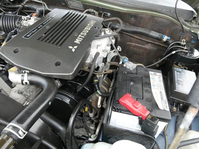 チャレンジャー X 走行距離84994 KM 4WD車 修復歴 無しV6 ENGINE WIDE BODYアルミホイール 寒冷地仕様車 色替車寒冷地仕様車 運転席エアバッグ 助手席エアバッグ 57 513(27枚目)