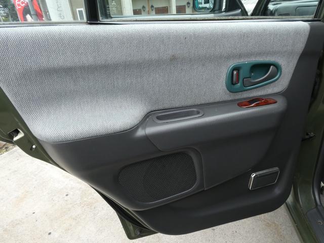 チャレンジャー X 走行距離84994 KM 4WD車 修復歴 無しV6 ENGINE WIDE BODYアルミホイール 寒冷地仕様車 色替車寒冷地仕様車 運転席エアバッグ 助手席エアバッグ 57 513(49枚目)