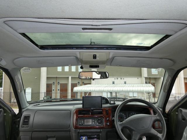 チャレンジャー X 走行距離84994 KM 4WD車 修復歴 無しV6 ENGINE WIDE BODYアルミホイール 寒冷地仕様車 色替車寒冷地仕様車 運転席エアバッグ 助手席エアバッグ 57 513(60枚目)