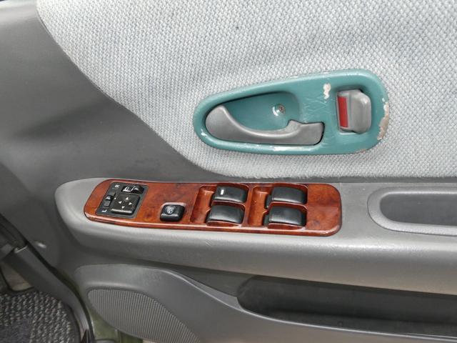 チャレンジャー X 走行距離84994 KM 4WD車 修復歴 無しV6 ENGINE WIDE BODYアルミホイール 寒冷地仕様車 色替車寒冷地仕様車 運転席エアバッグ 助手席エアバッグ 57 513(68枚目)