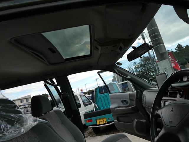 チャレンジャー X 走行距離84994 KM 4WD車 修復歴 無しV6 ENGINE WIDE BODYアルミホイール 寒冷地仕様車 色替車寒冷地仕様車 運転席エアバッグ 助手席エアバッグ 57 513(75枚目)