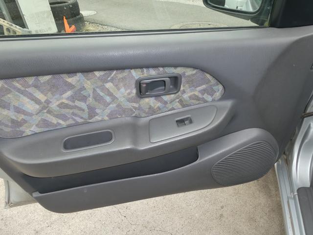 パルサー CJ-II 5速マニュアル /運転席エアバック アルミホイール電動ミラー エアコン パワーウィンドウ ラジオ 助手席エアバッグ ドアバイザータイミングチェーン式エンジン修復歴無し 25(57枚目)