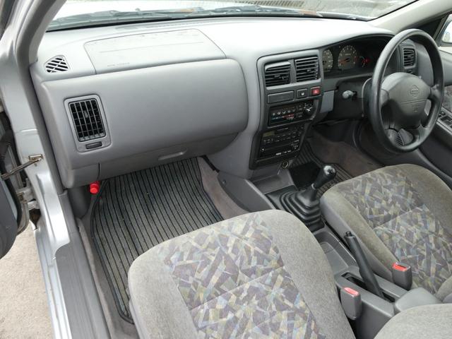 パルサー CJ-II 5速マニュアル /運転席エアバック アルミホイール電動ミラー エアコン パワーウィンドウ ラジオ 助手席エアバッグ ドアバイザータイミングチェーン式エンジン修復歴無し 25(65枚目)