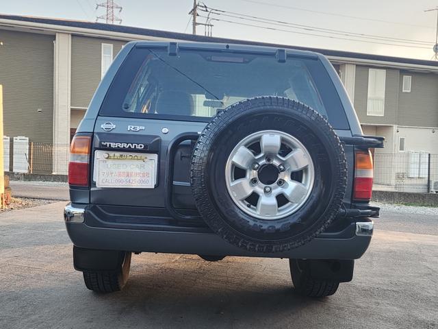 テラノ ワイド　Ｒ３ｍ　ディーゼル　車車検Ｒ９年５月１５日社外ナビ　Ｆグリルガード／運転席エアバッグ　アルミホイール　修復歴　無しフロントフォグランプ　ＡＢＳ５６（3枚目）