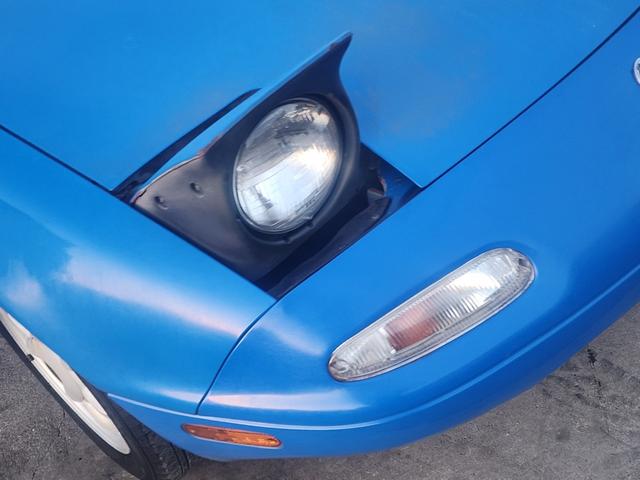 ユーノスロードスター スペシャルパッケージ　走行距離８５３４６ＫＭ　修復歴　無し　モモステアリングウイ－ル　アルミホイール　７３（68枚目）