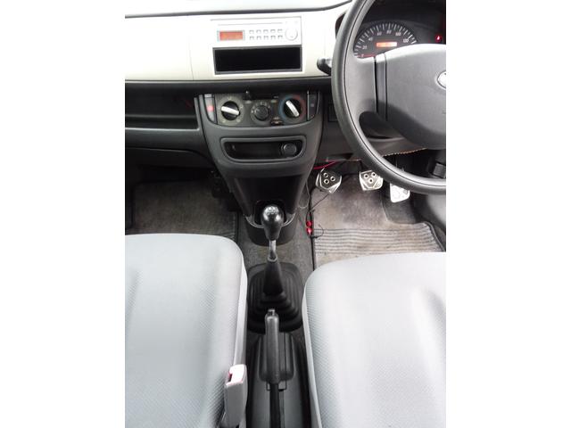 Fプラス 5速マニュアル車 ETC CD/4WD車/電動ミラー運転席エアバッグ/助手席エアバッグ/パワステ/パワーウィンドウ(18) 223(31枚目)