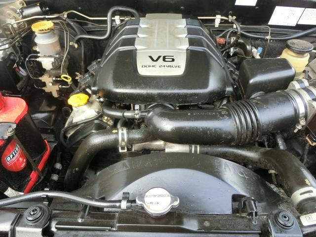 ウィザード ＬＳ　バンパーガード　リアスポイラー　ルーフレール　Ｖ６　３２００ｃｃ　アルミホイール　運転席エアバック　助手席エアバック　パワーウィンドウ　タイミングベルト交換済みフルフラット　ＮＯＸ適合車　（３８）４（18枚目）