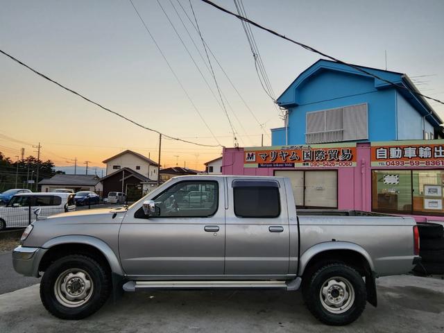 日産 ダットサンピックアップ