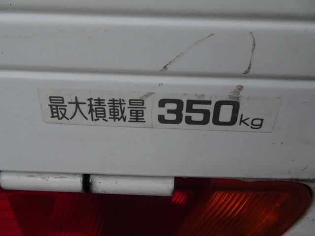 ミニキャブトラック Ｖタイプ　５速マニュアル車検Ｒ６年１１月１６日　修復歴　無し　エアコン　　走行距離９２１００ＫＭ　タイミングチェーン式エンジン　積載量３５０ｋｇ　１６　Ａ２４（64枚目）