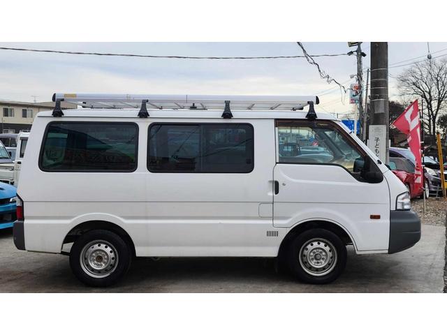 ボンゴバン ＤＸ　ＡＴ車　タイミングチェーン式エンジン　修復歴　無し　運転席エアバッグ　寒冷地仕様車　エアコン　パワーステアリング　パワーウィンドウ　ＡＢＳ　スライドドア　３３　６２（4枚目）