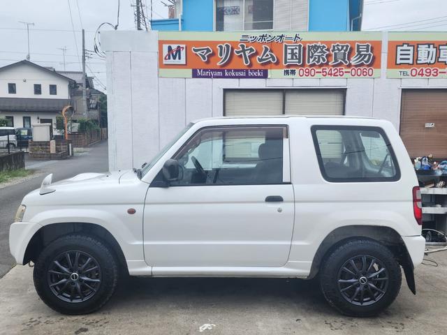 パジェロミニ ＺＲ　５速マニュアル　タイミングベルト交換済みステカ有　　社外アルミホイール　修復歴　無し運転席エアバッグ　助手席エアバッグ　ナービワンセグＴＶ１７（5枚目）