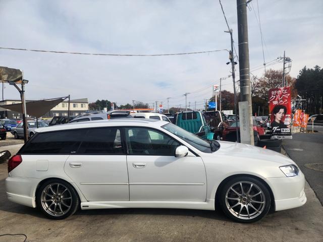 レガシィツーリングワゴン ２．０ＧＴ　サンルーフ　社外アルミホイール　ウィンカー付きドアミラー車検２年実施　必見オススメです　４ＷＤ車　ターボ車運転席エアバッグ　助手席エアバッグ　パワーシートキーレスエントリー社外　ナビ　　２５　２５６（4枚目）