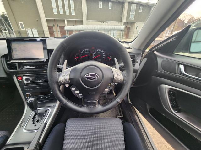 レガシィツーリングワゴン ２．０ＧＴ　サンルーフ　社外アルミホイール　ウィンカー付きドアミラー車検２年実施　必見オススメです　４ＷＤ車　ターボ車運転席エアバッグ　助手席エアバッグ　パワーシートキーレスエントリー社外　ナビ　　２５　２５６（16枚目）