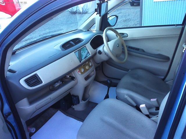 R2 i 5MTエアバッグドライブレコーダー リモコンキー ETC パワーステアリング エアコン 衝突安全ボディ パワウィンド ナビブルートゥース地デジテレビ 電動格納ドアミラー USBタイベル交換 ベース車(21枚目)