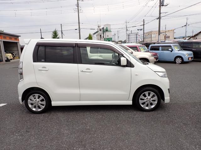 ワゴンＲスティングレー Ｘ　４ＷＤ　純正１４インチアルミ　ナビ　フルセグＴＶ　シートヒーター　Ｐスタート　Ｓキー（16枚目）