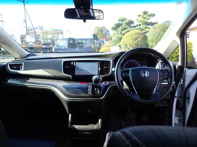 オデッセイ アブソルート・20thアニバーサリー ホンダセンシング 社外アルミ 純正ナビ フルセグTV Bカメラ 両側Pスライド ETC Pスタート Sキー(9枚目)