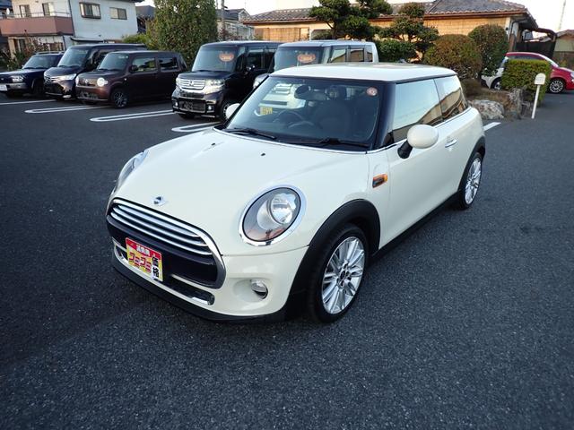 ＭＩＮＩ クーパー　純正１７インチアルミ　純正ナビ　Ｂカメラ　スマートキー（11枚目）