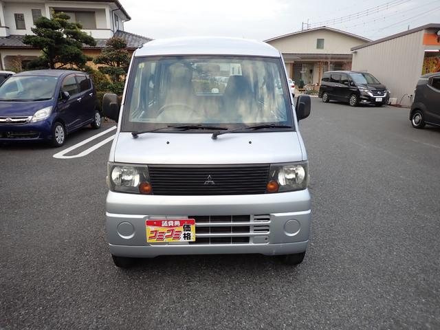 ミニキャブバン ＣＳ　フロア５速　エアコン　エアバッグ（8枚目）