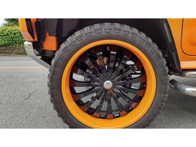 H2 ピックアップ 車高調 ナビ 社外ブレーキ DVD 左ハンドル サンルーフ ナビ アルミホイール(20枚目)
