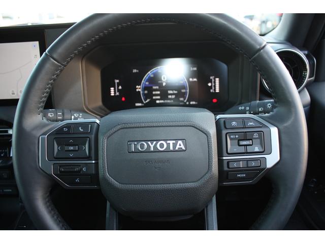 ランドクルーザー250 VX モデリスタ サンルーフ コーナーセンサ Pトランク Rカメラ 全周囲モニター Pシート レーンキープ USB プリクラッシュセーフティ ナビ LEDヘッド シートエアコン 3列シート 本革シート(6枚目)