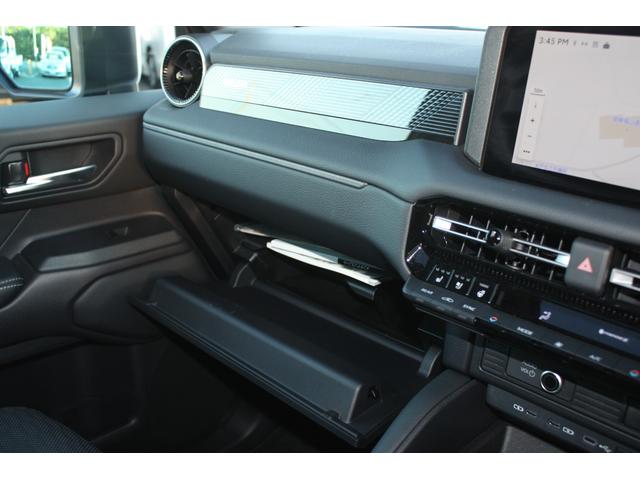 ランドクルーザー250 VX モデリスタ サンルーフ コーナーセンサ Pトランク Rカメラ 全周囲モニター Pシート レーンキープ USB プリクラッシュセーフティ ナビ LEDヘッド シートエアコン 3列シート 本革シート(13枚目)