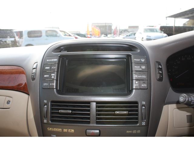 セルシオ Ａ仕様　エアコン　カーテンエアバッグ　キーレスキー　パワーステアリング　カセット　ＡＢＳ　ＥＳＣ　クルーズコントロール　パワーシート　衝突安全ボディ　セキュリティアラーム（8枚目）