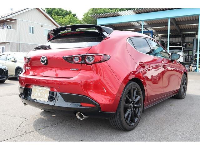 ＭＡＺＤＡ３ファストバック Ｘ　Ｌパッケージ　純正ＳＤナビ　ＣＤ　ＤＶＤ　Ｂｌｕｅｔｏｏｔｈ　全方位モニター　パドルシフト　レーダークルーズコントロール　シートヒーター　レザーシート　ヘッドアップディスプレイ　ハイビームアシスト（9枚目）