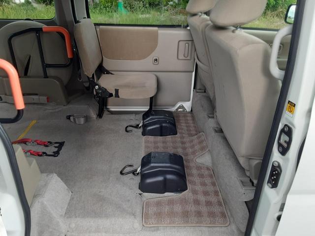アトレーワゴン 　福祉車両　スロープタイプ　車椅子移動車　車椅子固定１台　リヤシートレス仕様　４ＷＤ　オートマ　エアコン　パワステ　パワーウインドウ　レンタカーアップ　電動ウインチ（20枚目）
