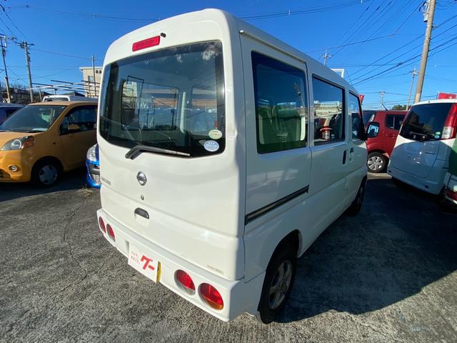 クリッパーバン ＤＸ　パワーステアリング　エアバック　ＥＴＣ搭載　スタッドレスタイヤ　社外オーディオＤＶＤ　ＣＤ付　積載量３５０ｋｇ　車検対応エアコン（6枚目）