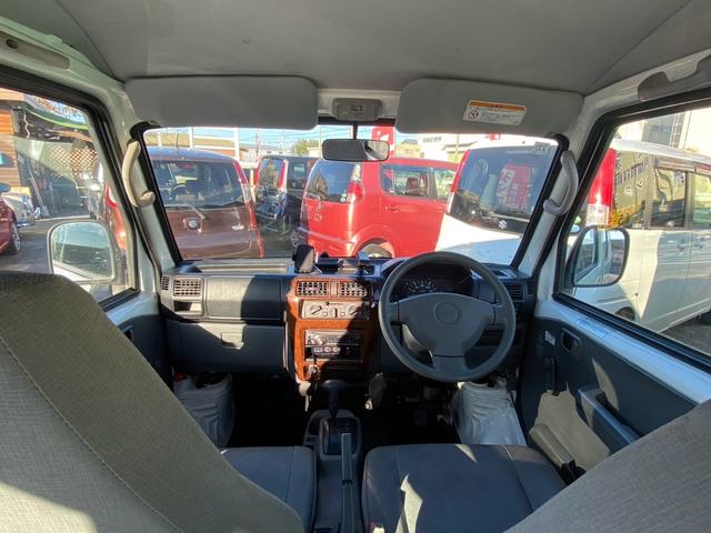 クリッパーバン ＤＸ　パワーステアリング　エアバック　ＥＴＣ搭載　スタッドレスタイヤ　社外オーディオＤＶＤ　ＣＤ付　積載量３５０ｋｇ　車検対応エアコン（9枚目）
