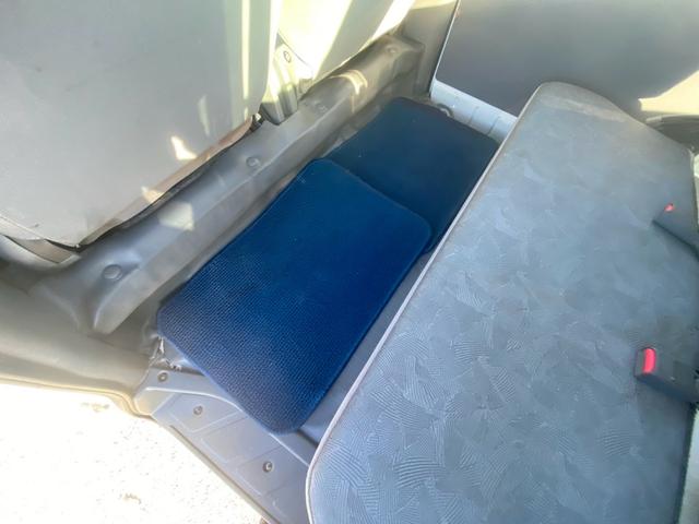 クリッパーバン ＤＸ　パワーステアリング　エアバック　ＥＴＣ搭載　スタッドレスタイヤ　社外オーディオＤＶＤ　ＣＤ付　積載量３５０ｋｇ　車検対応エアコン（18枚目）
