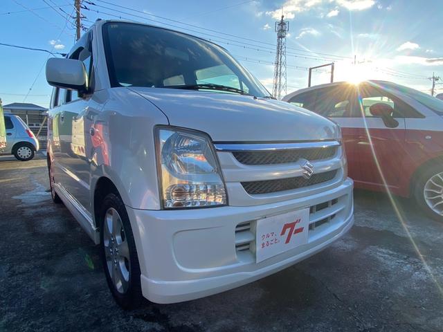 ワゴンＲ ＦＸ－Ｓリミテッド　パワーステアリング　パワーウインドウ　エアバック　純正アルミホイール　ベンチシート　エアコン　ＣＤ　ＦＭＡＭラジオ　パールホワイト（5枚目）