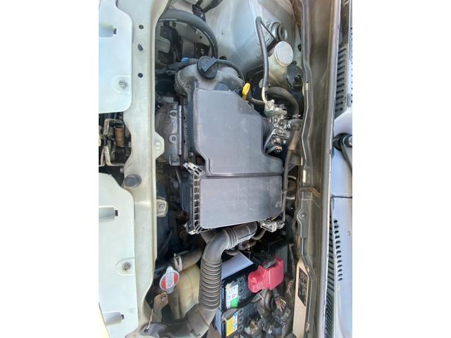 ワゴンＲ ＦＸ－Ｓリミテッド　パワーステアリング　パワーウインドウ　エアバック　純正アルミホイール　ベンチシート　エアコン　ＣＤ　ＦＭＡＭラジオ　パールホワイト（14枚目）