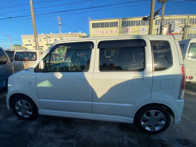 ワゴンＲ ＦＸ－Ｓリミテッド　パワーステアリング　パワーウインドウ　エアバック　純正アルミホイール　ベンチシート　エアコン　ＣＤ　ＦＭＡＭラジオ　パールホワイト（29枚目）