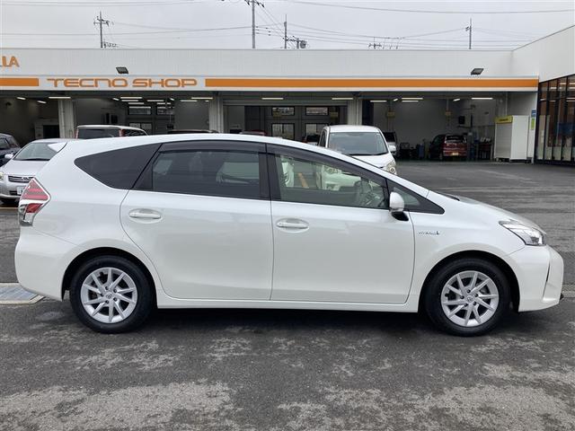 プリウスα S スマキ- 整備点検記録簿 リモコンキー 横滑り防止装置付き PW Bカメラ ナビ・TV ABS付き アルミホイール 1セグTV メモリーナビゲーション パワーステアリング 運転席エアバッグ イモビ(6枚目)