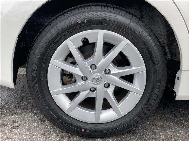 プリウスα S スマキ- 整備点検記録簿 リモコンキー 横滑り防止装置付き PW Bカメラ ナビ・TV ABS付き アルミホイール 1セグTV メモリーナビゲーション パワーステアリング 運転席エアバッグ イモビ(19枚目)