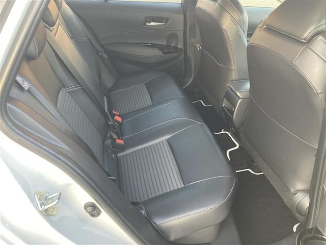 カローラツーリング ハイブリッド　ダブルバイビー　追突軽減ブレーキ　バックモニタ　地デジフルセグ　横滑防止　ナビＴＶ　スマキー　ＬＥＤライト　デュアルエアバッグ　エアコン　オートクルーズ　サイドエアバッグ　ＥＴＣ付　ＰＳ　キーフリー　ＡＢＳ　盗難防止（16枚目）