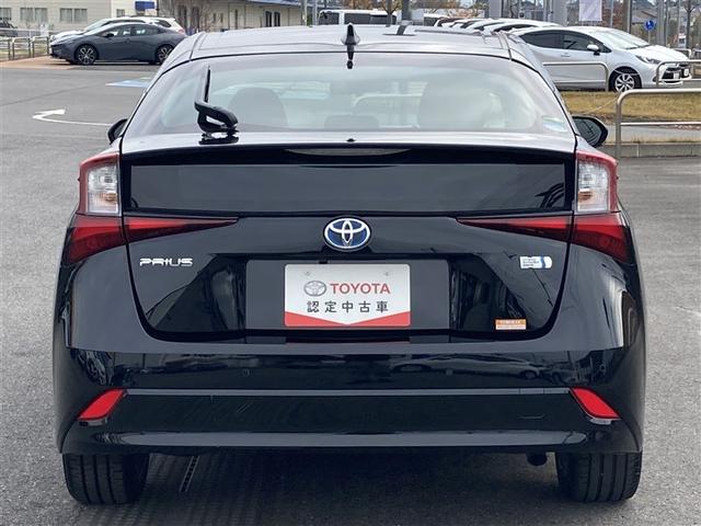 プリウス Ｓツーリングセレクション　エアバック　地デジ　Ｂモニ　定期点検記録簿　ＬＥＤヘッド　イモビ　オートクルーズ　横滑り防止　サイドエアバック　ドラレコ付き　ＤＶＤ再生可　ＥＴＣ　スマートキー　メモリ－ナビ　助手席エアバック　ＡＢＳ（5枚目）