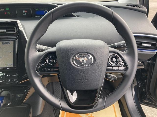 プリウス Ｓツーリングセレクション　エアバック　地デジ　Ｂモニ　定期点検記録簿　ＬＥＤヘッド　イモビ　オートクルーズ　横滑り防止　サイドエアバック　ドラレコ付き　ＤＶＤ再生可　ＥＴＣ　スマートキー　メモリ－ナビ　助手席エアバック　ＡＢＳ（12枚目）